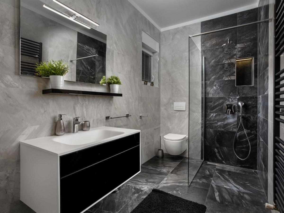 Villa Dream House By Interhome *