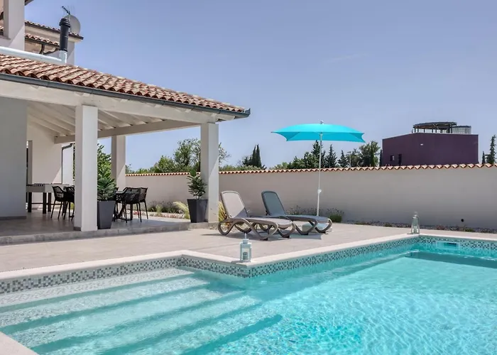 Villa Dream House By Interhome