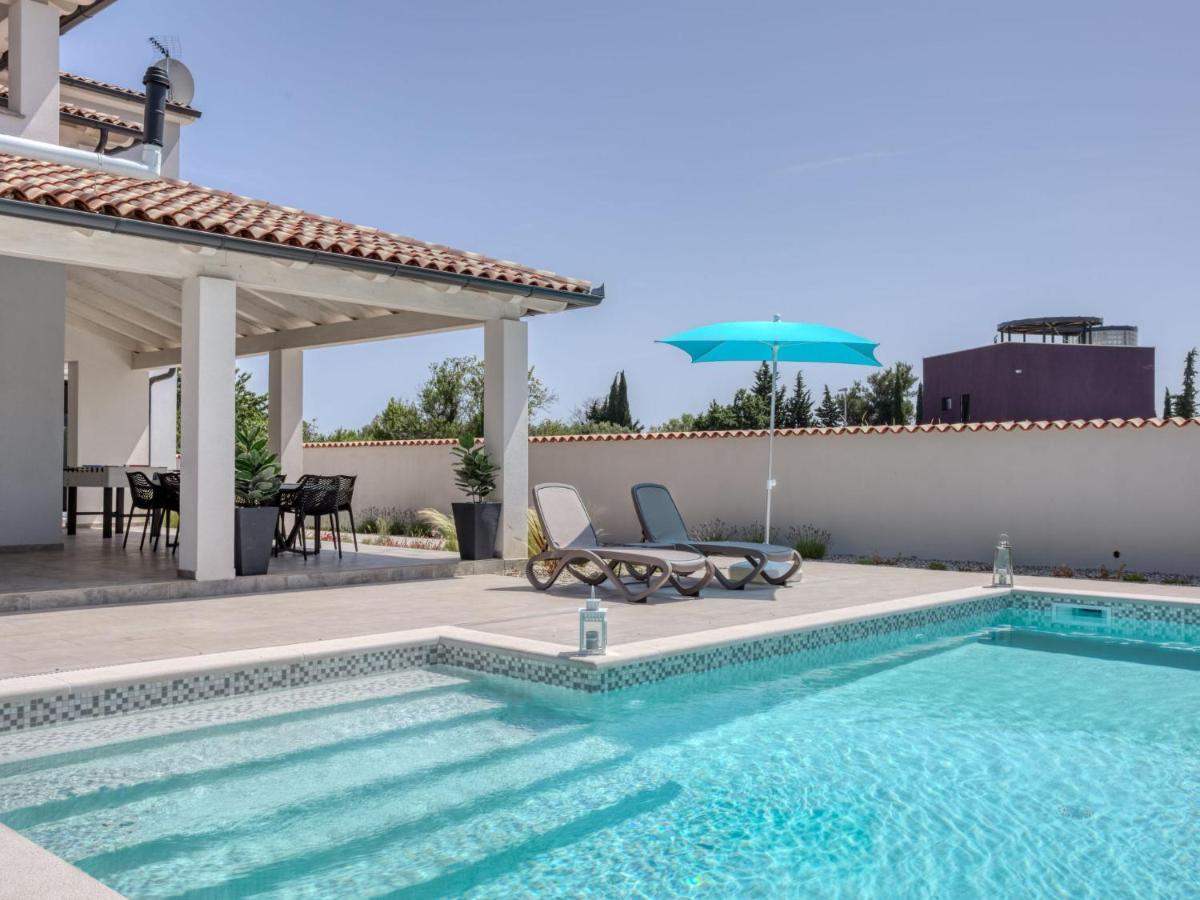 Dream House By Interhome * Pula