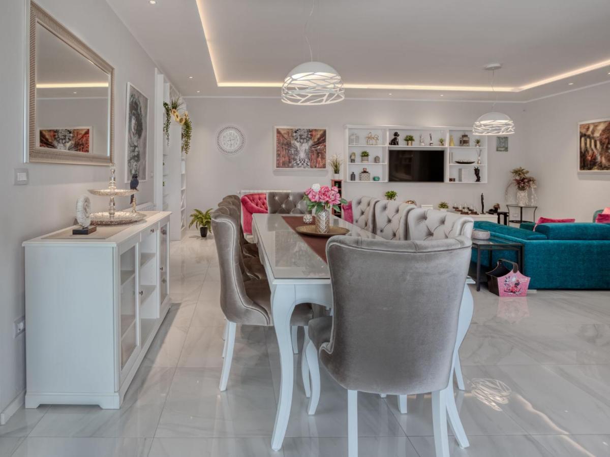 Dream House By Interhome