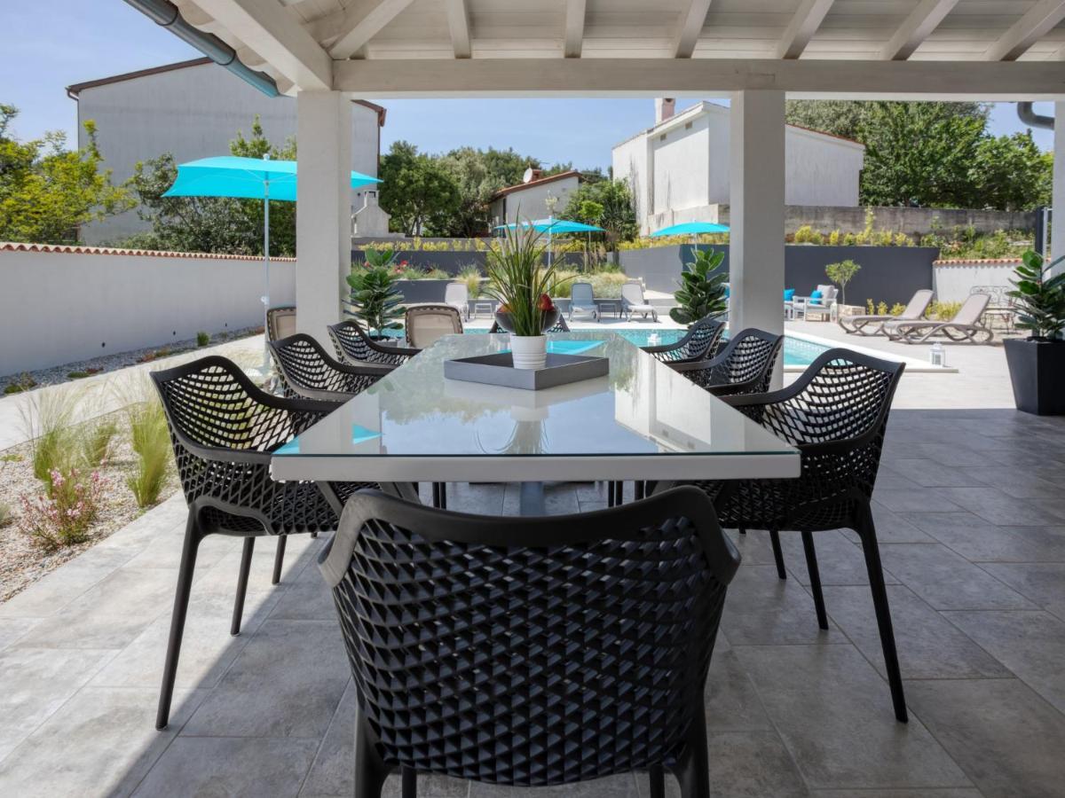 Dream House By Interhome Villa Pula