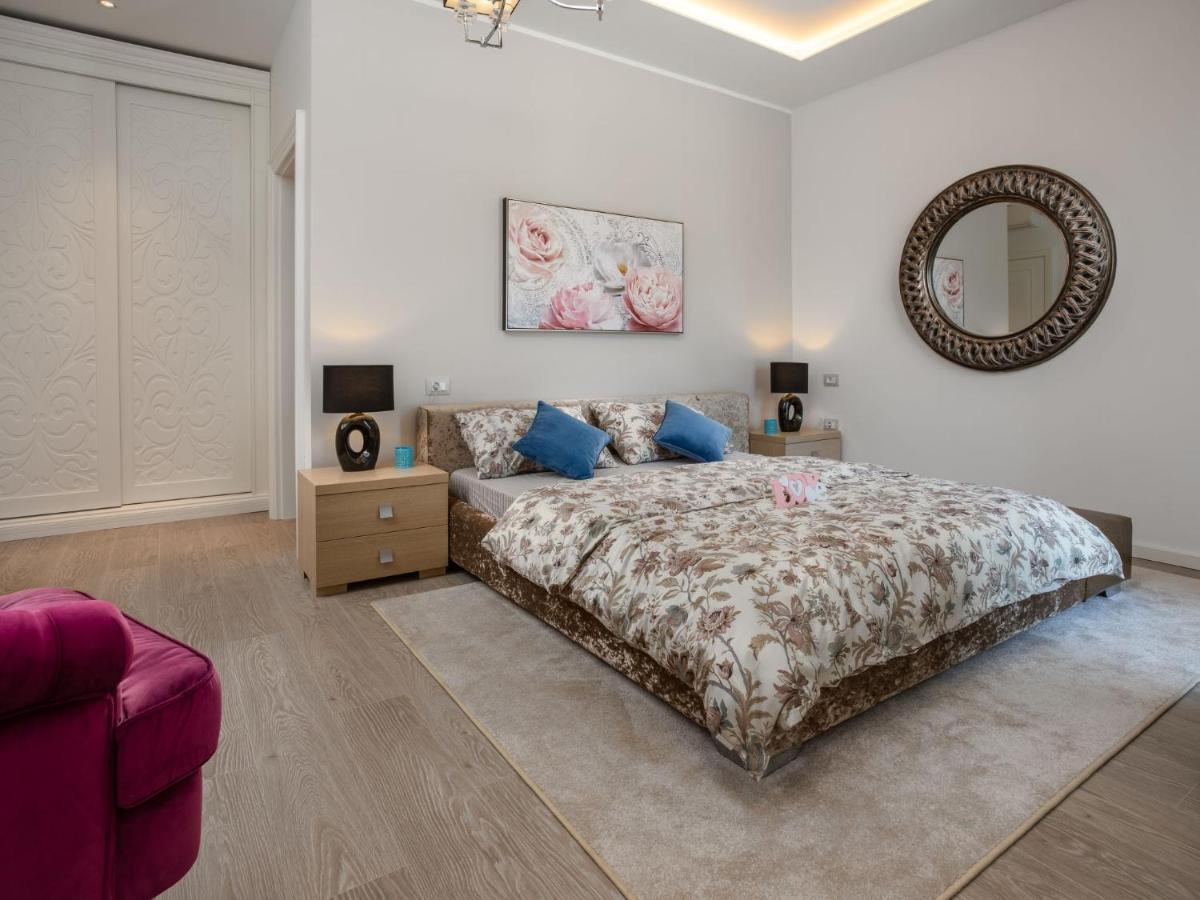 Dream House By Interhome Villa Pula