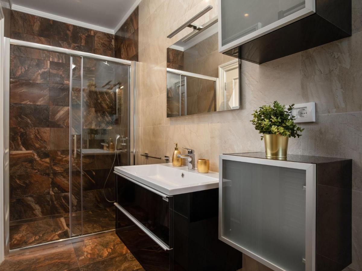 Villa Dream House By Interhome *