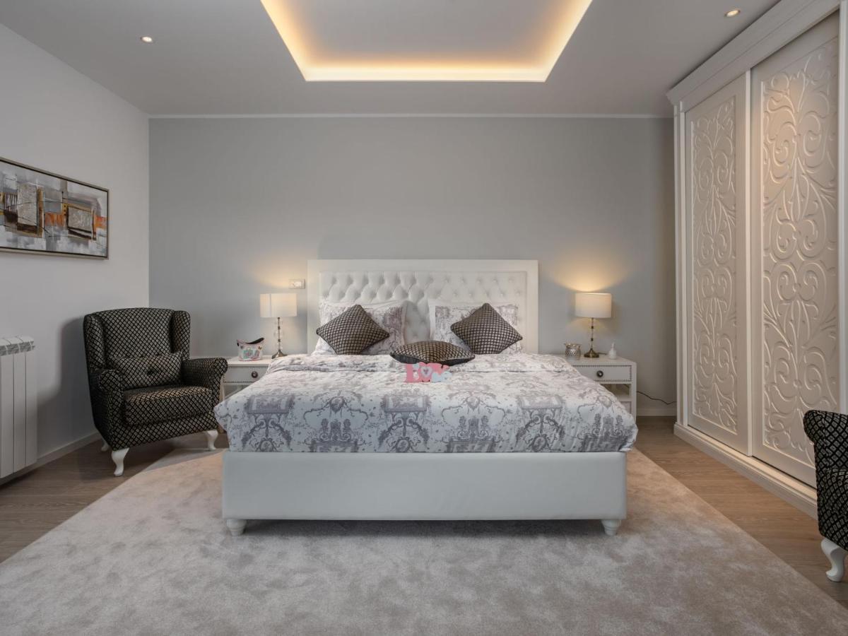 Dream House By Interhome * Pula