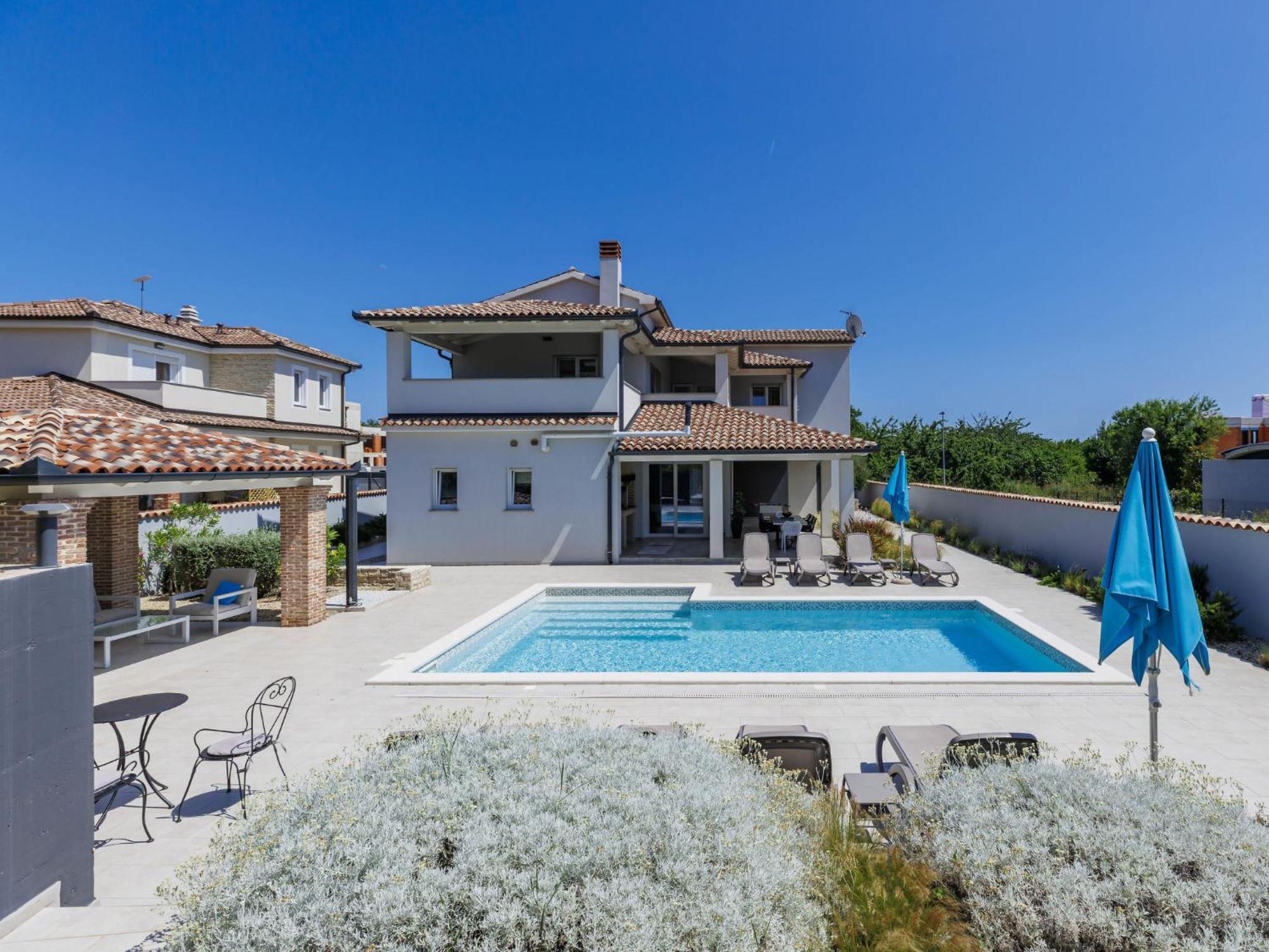 Dream House By Interhome * Pula